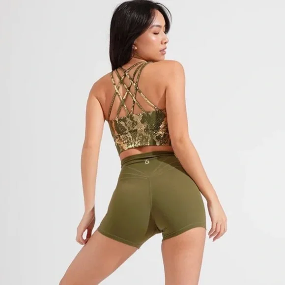 SOLD Buffbunny revolution sports bra medium Olive Gold Viper NWT - Picture 3 of 11